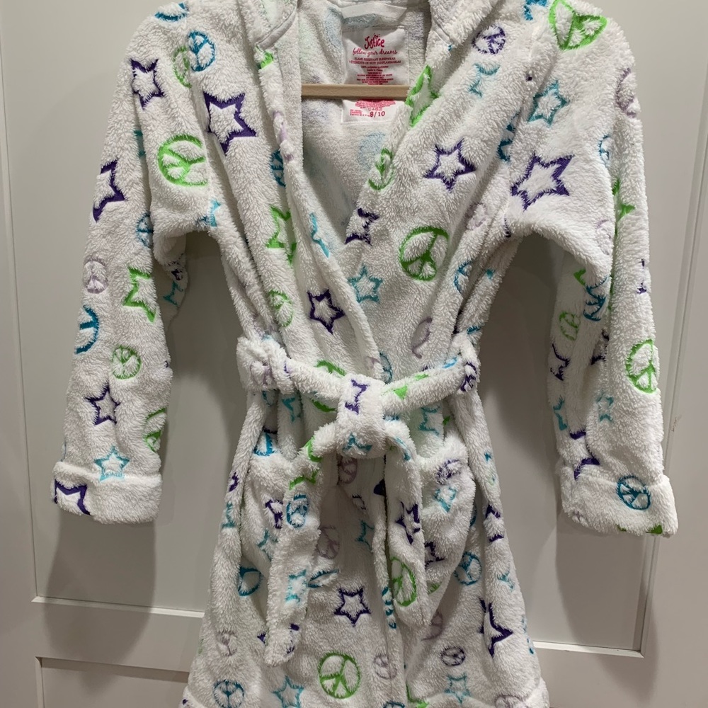 Cozy Peace Sign Bath Robe